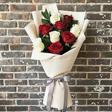 Букет цветов из:  Розы в Райки