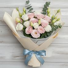 Букет цветов из:  Лизиантусы #REPLACE_PRED# Райки