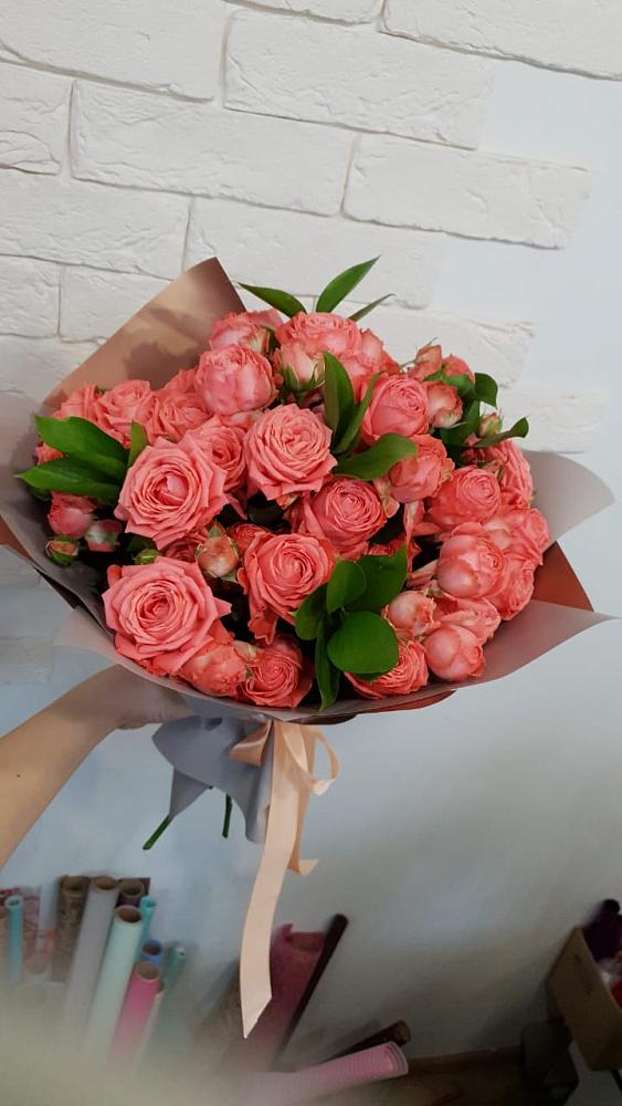 Букет цветов из: Розы в Райки