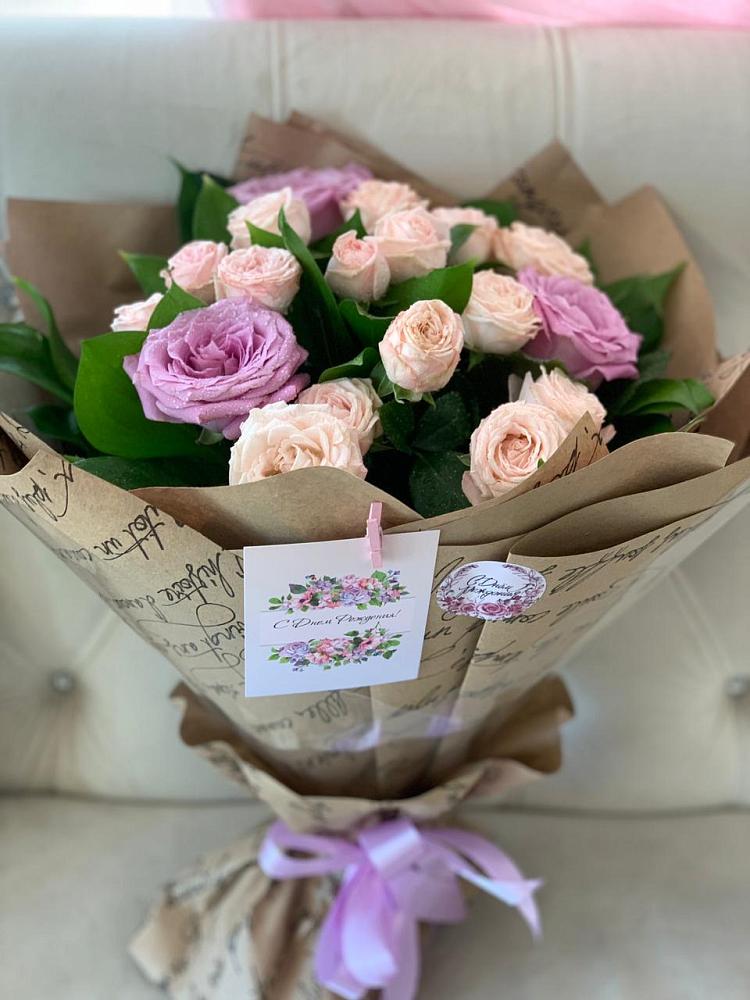 Букет цветов из: Розы в Райки