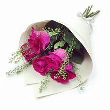Букет цветов из:  Розы в Райки