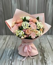 Букет цветов из:  Гвоздики, Розы и Хризантемы в Райки