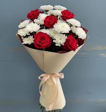 Букет цветов из:  Розы и Хризантемы в Райки