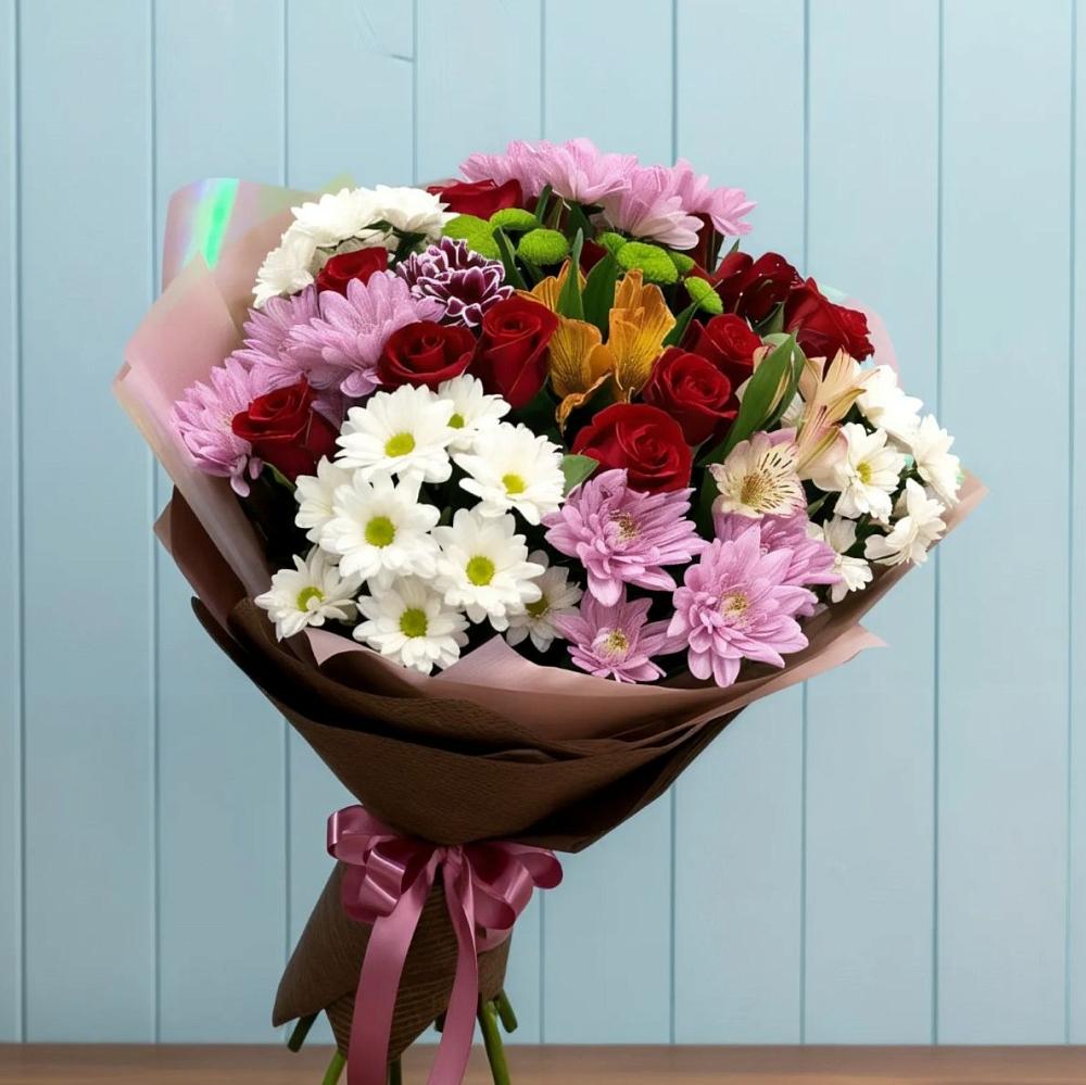 Букет цветов из: Розы, Хризантемы и Альстромерии в Райки