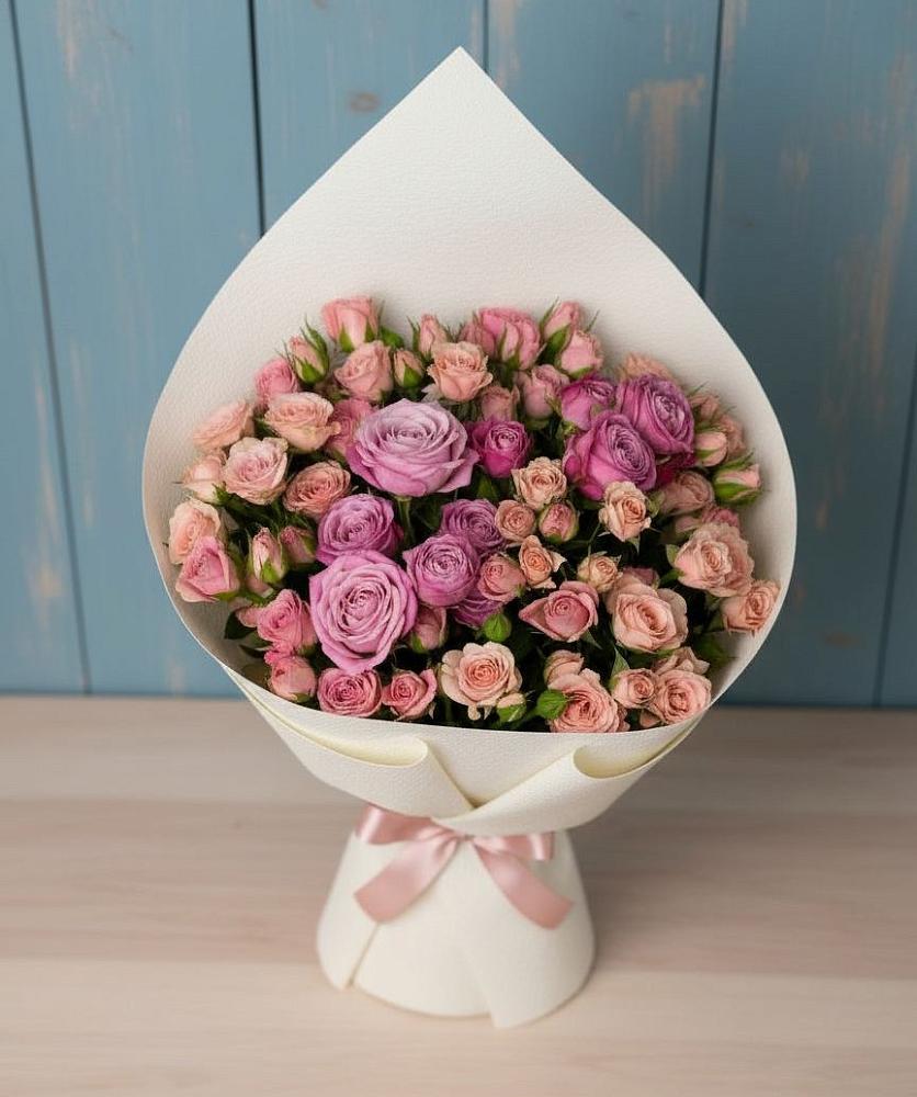 Букет цветов из: Розы в Райки