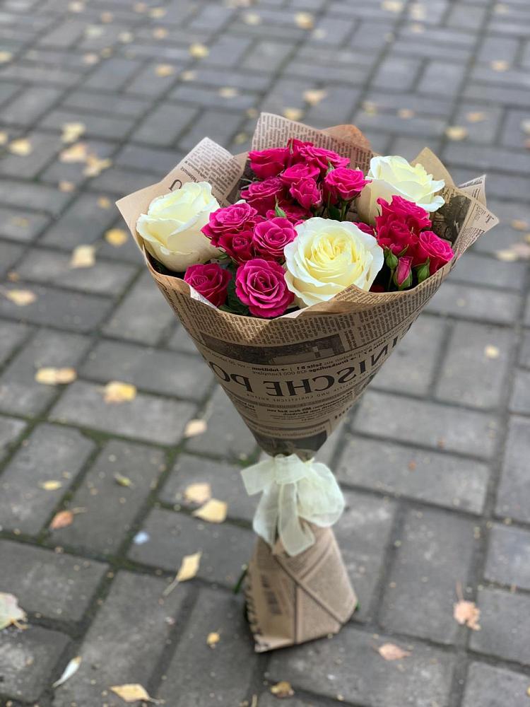 Букет цветов из: Розы в Райки