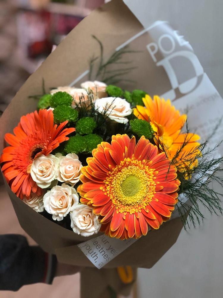 Букет цветов из: Герберы, Хризантемы и Розы в Райки
