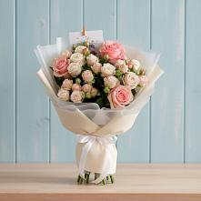 Букет цветов из:  Розы в Райки
